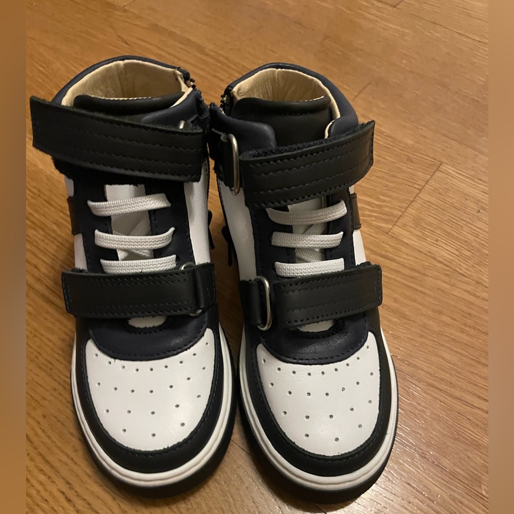 Jacadi, Black and White Shoes with Classic Style